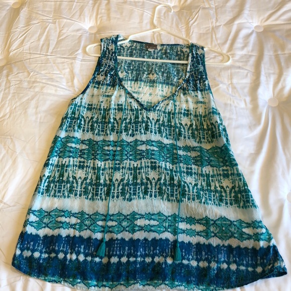 Blue and white tank from EverEve - Picture 1 of 4